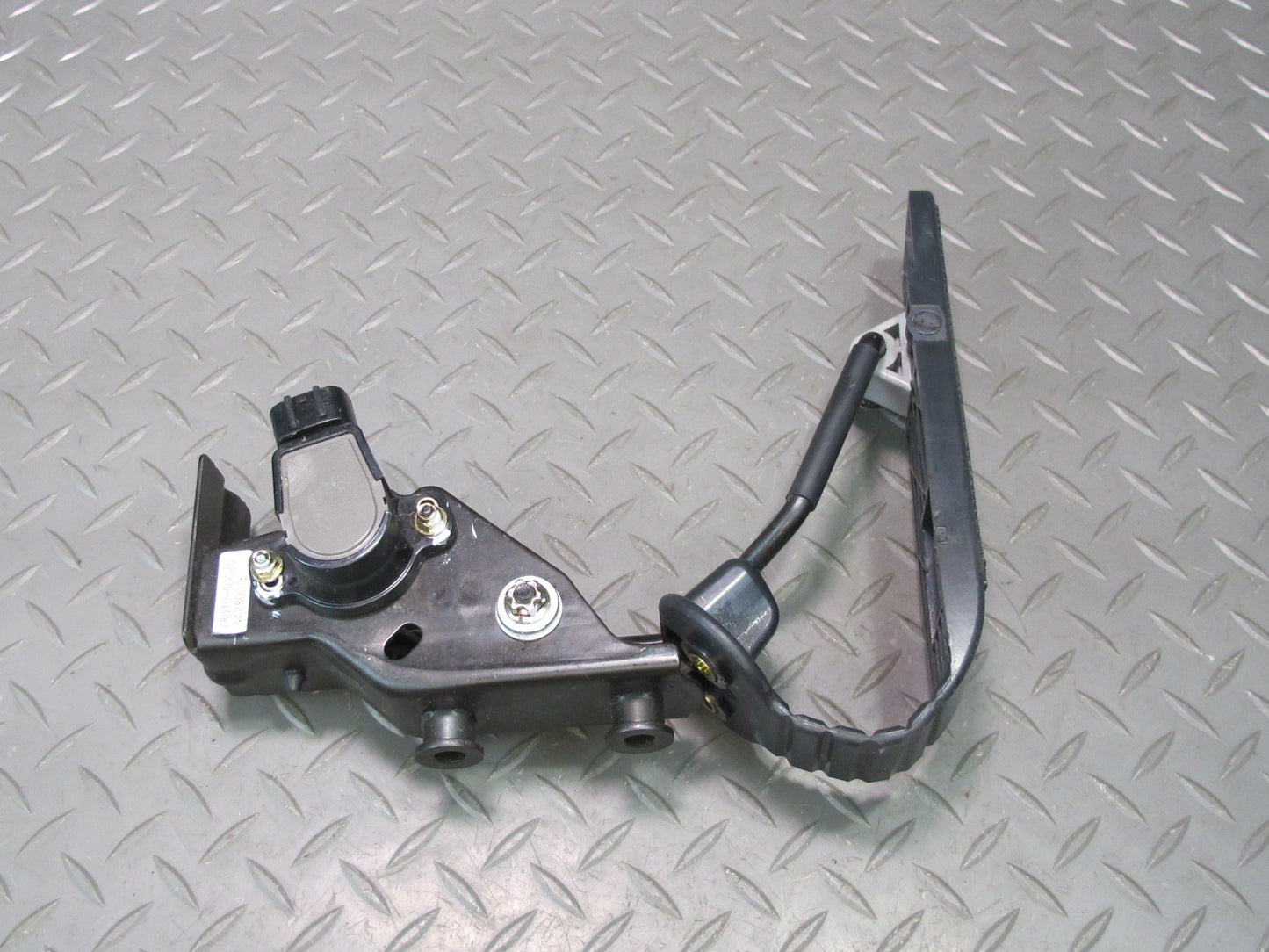 02-06 Lexus UCF30L LS430 Gas Acceleration Peadl 78010-50020 OEM