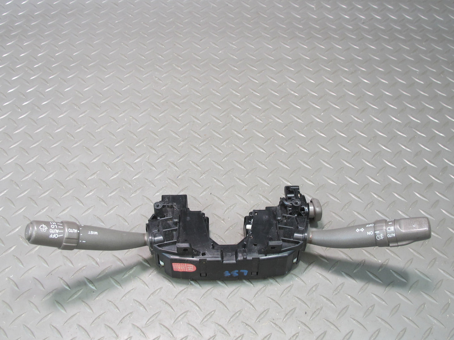 04-06 Lexus UCF30L LS430 Steering Column Headlight Turn Signal Wiper Switch OEM