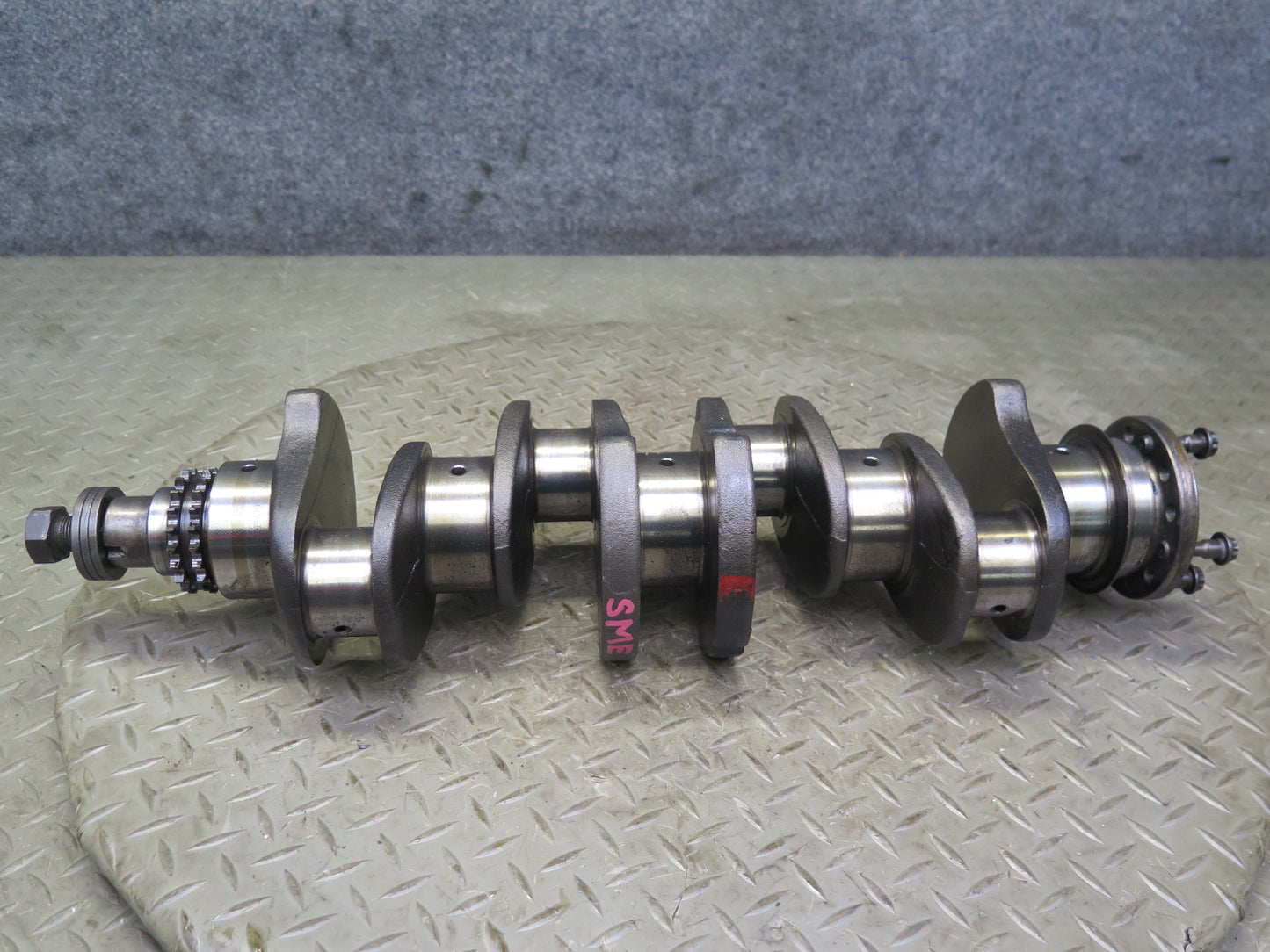 81-83 Mercedes W123 240D OM616 616.912 Diesel Engine Crankshaft Unit 117K OEM