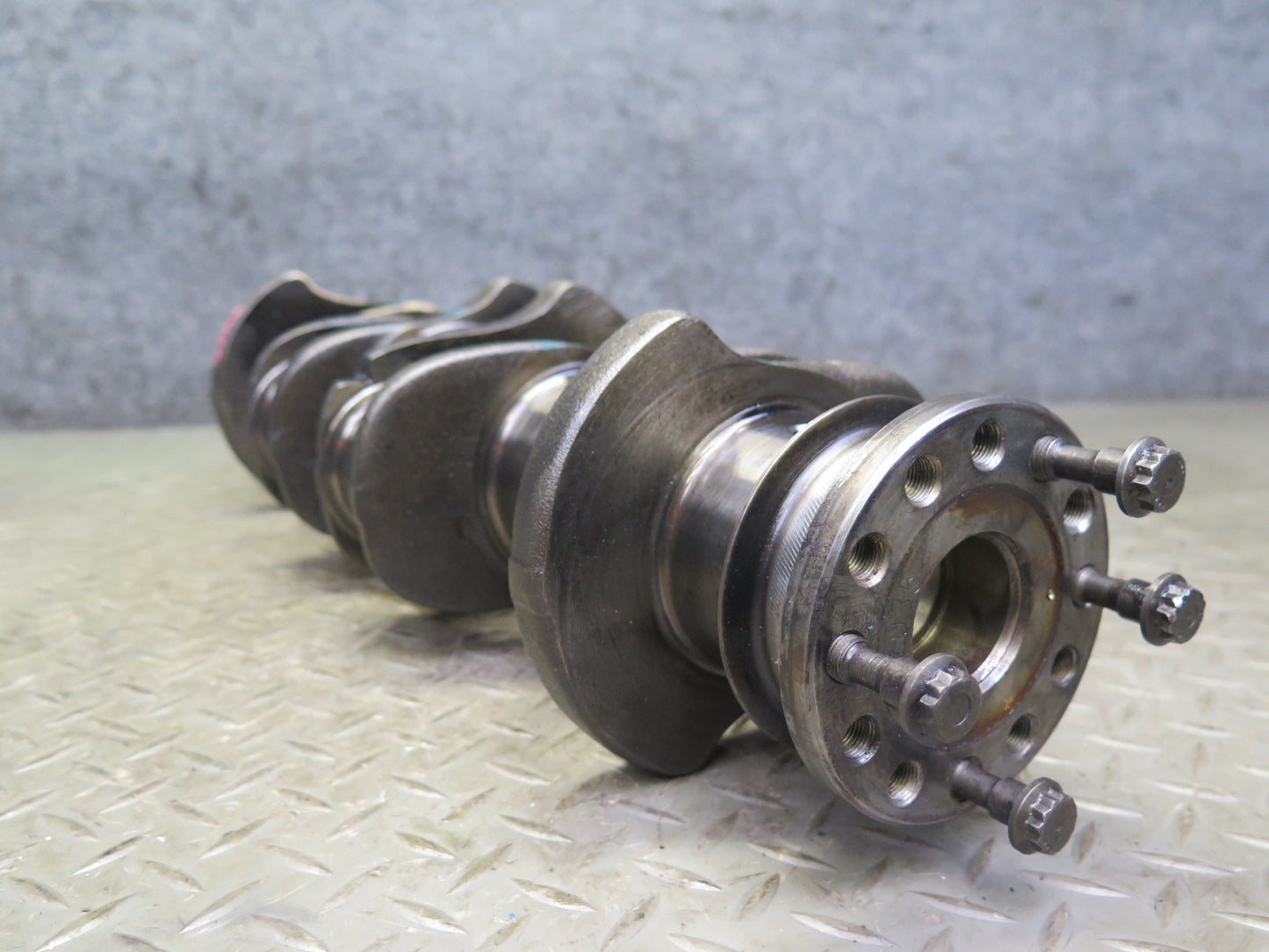 81-83 Mercedes W123 240D OM616 616.912 Diesel Engine Crankshaft Unit 117K OEM