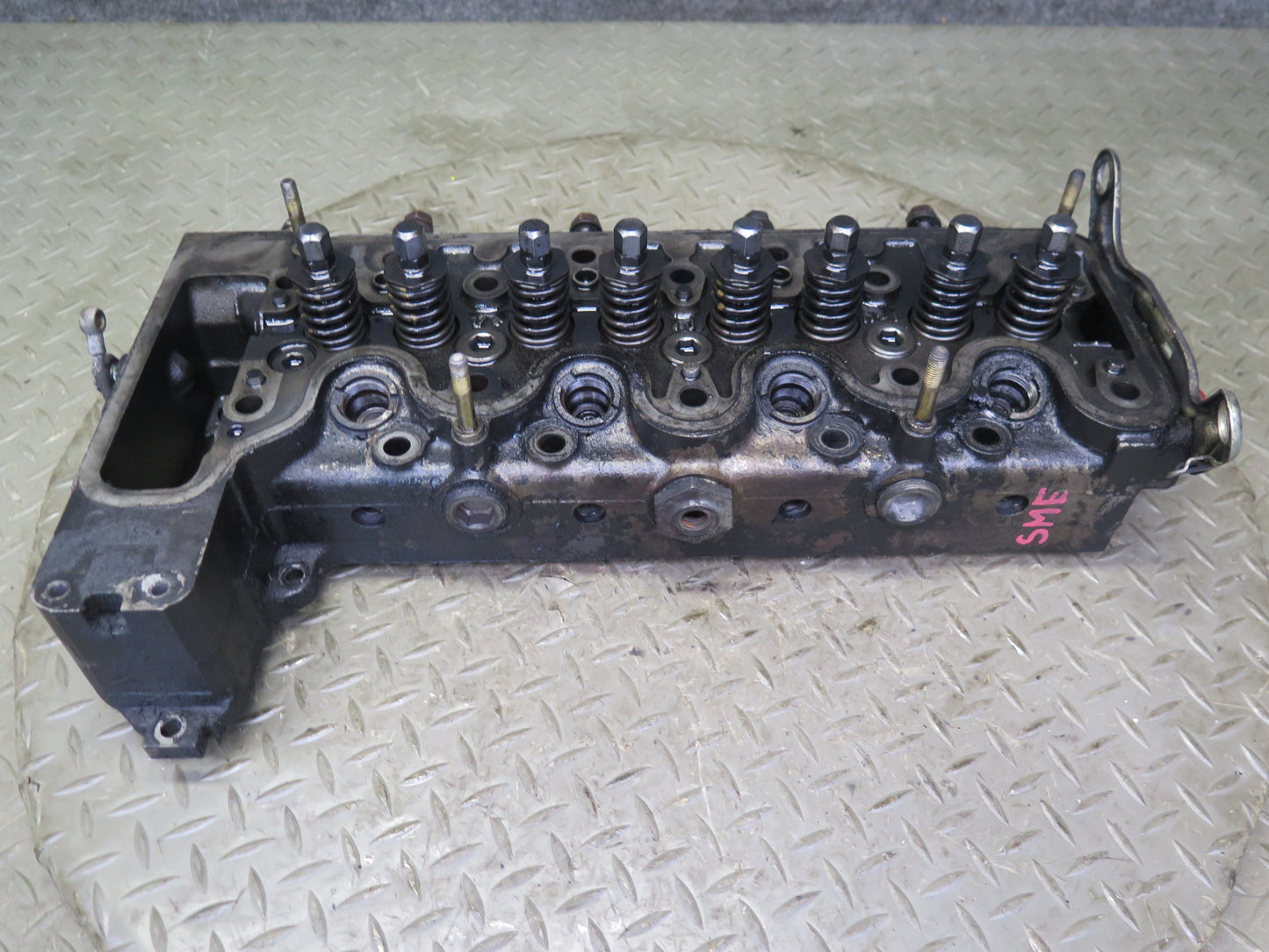 81-83 Mercedes W123 240D 2.4L 616.912 Diesel Engine Motor Cylinder Head 117K OEM