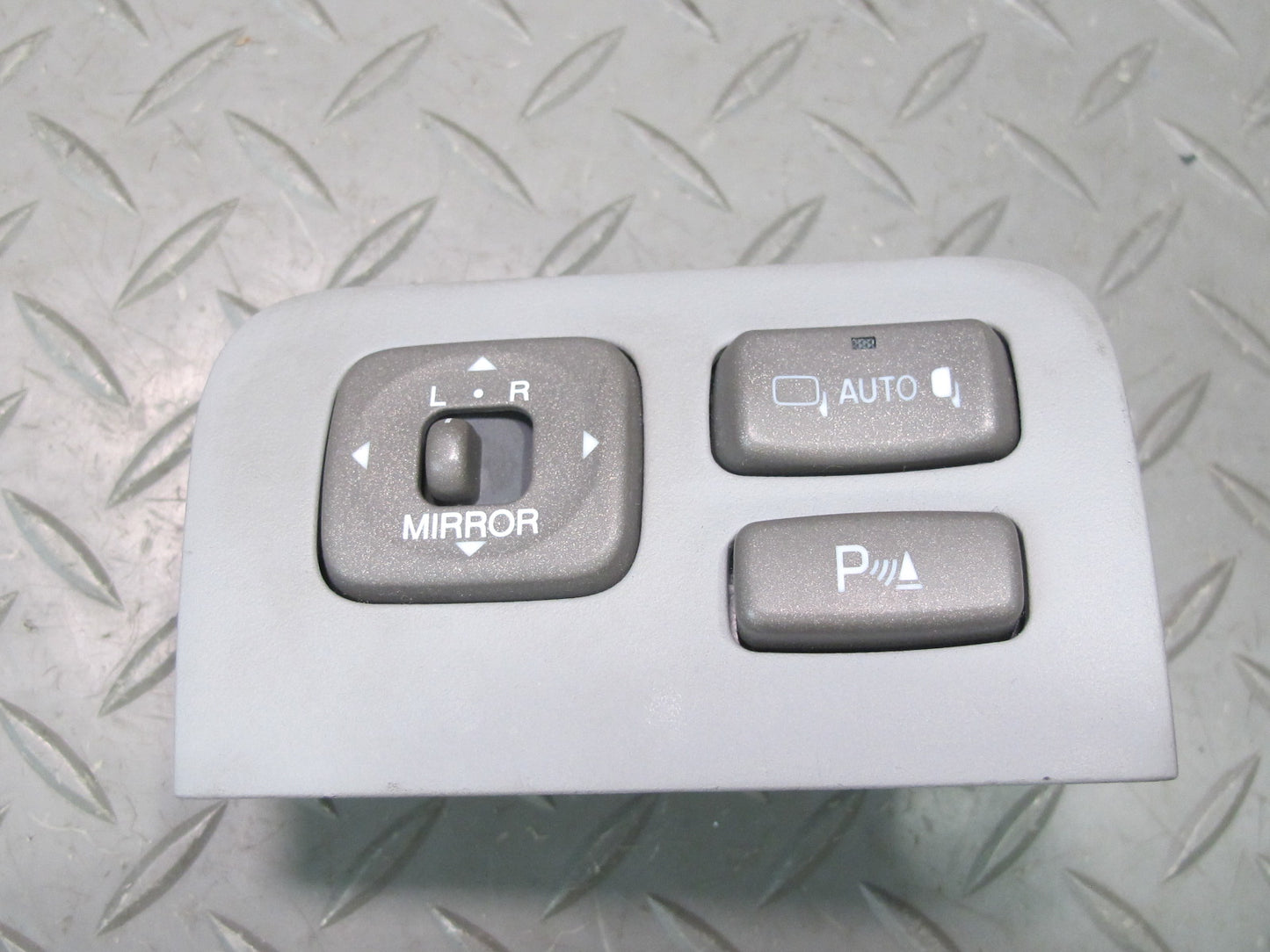 01-06 Lexus UCF30L LS430 Side View Mirror w Auto Fold & PDC Switch Gray OEM