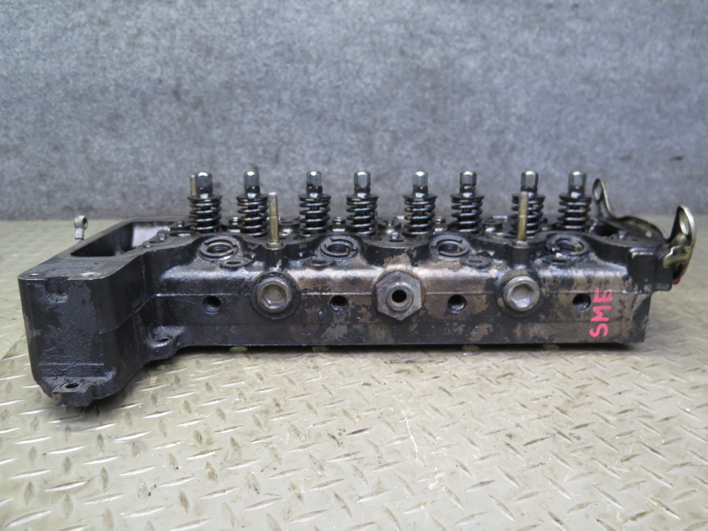 81-83 Mercedes W123 240D 2.4L 616.912 Diesel Engine Motor Cylinder Head 117K OEM