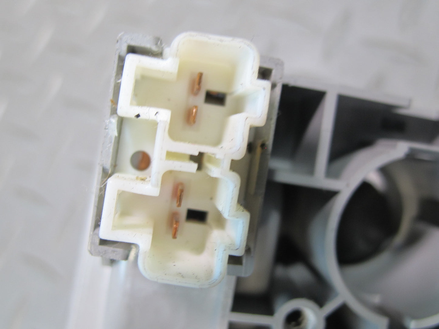 01-06 Lexus UCF30L LS430 Fuel Door Trunk Lid Release Switch Panel Gray OEM