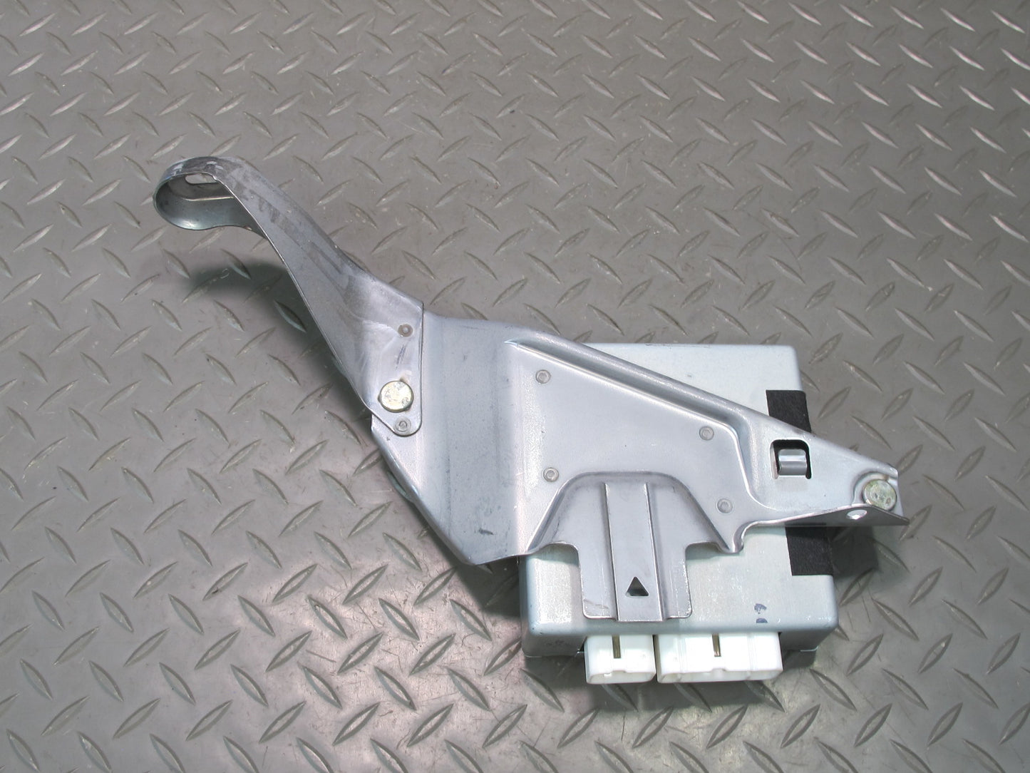 04-06 Lexus LS430 Tilt Telescopic Steering Multiplex Module 89227-50110 OEM