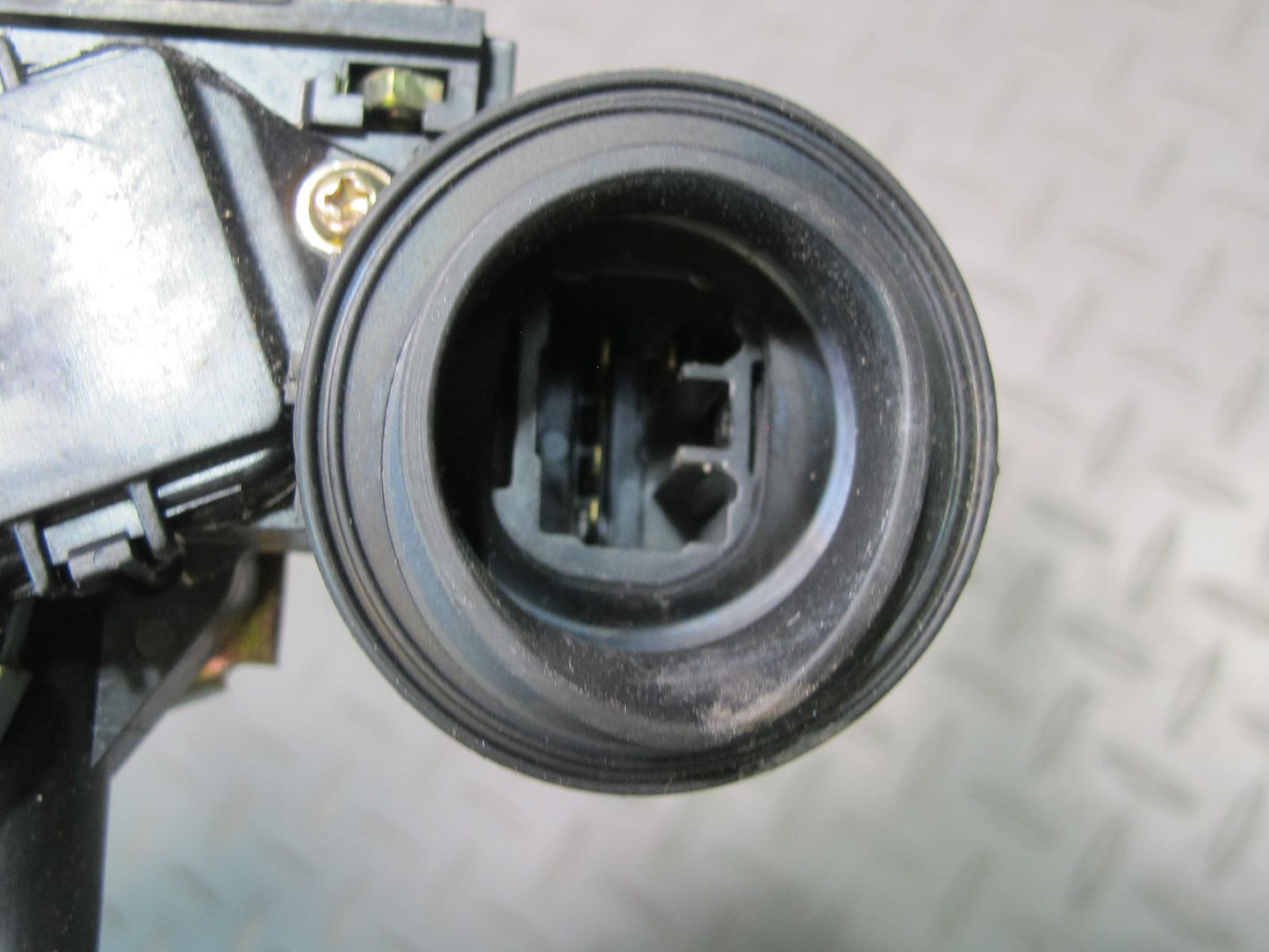 01-06 Lexus UCF30L LS430 Front Left Door Window Regulator w Motor OEM