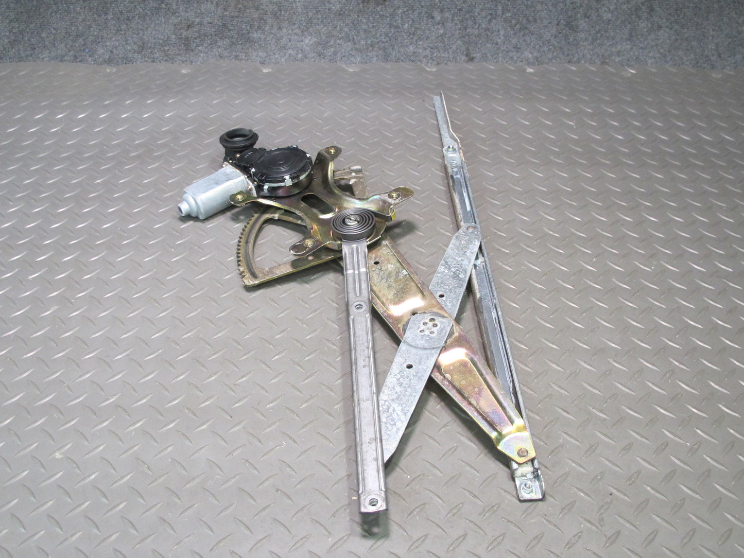 01-06 Lexus UCF30L LS430 Front Left Door Window Regulator w Motor OEM