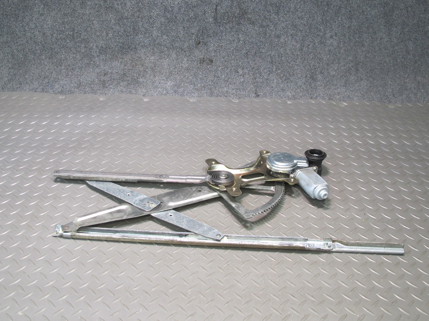 01-06 Lexus UCF30L LS430 Front Right Door Window Regulator w Motor OEM