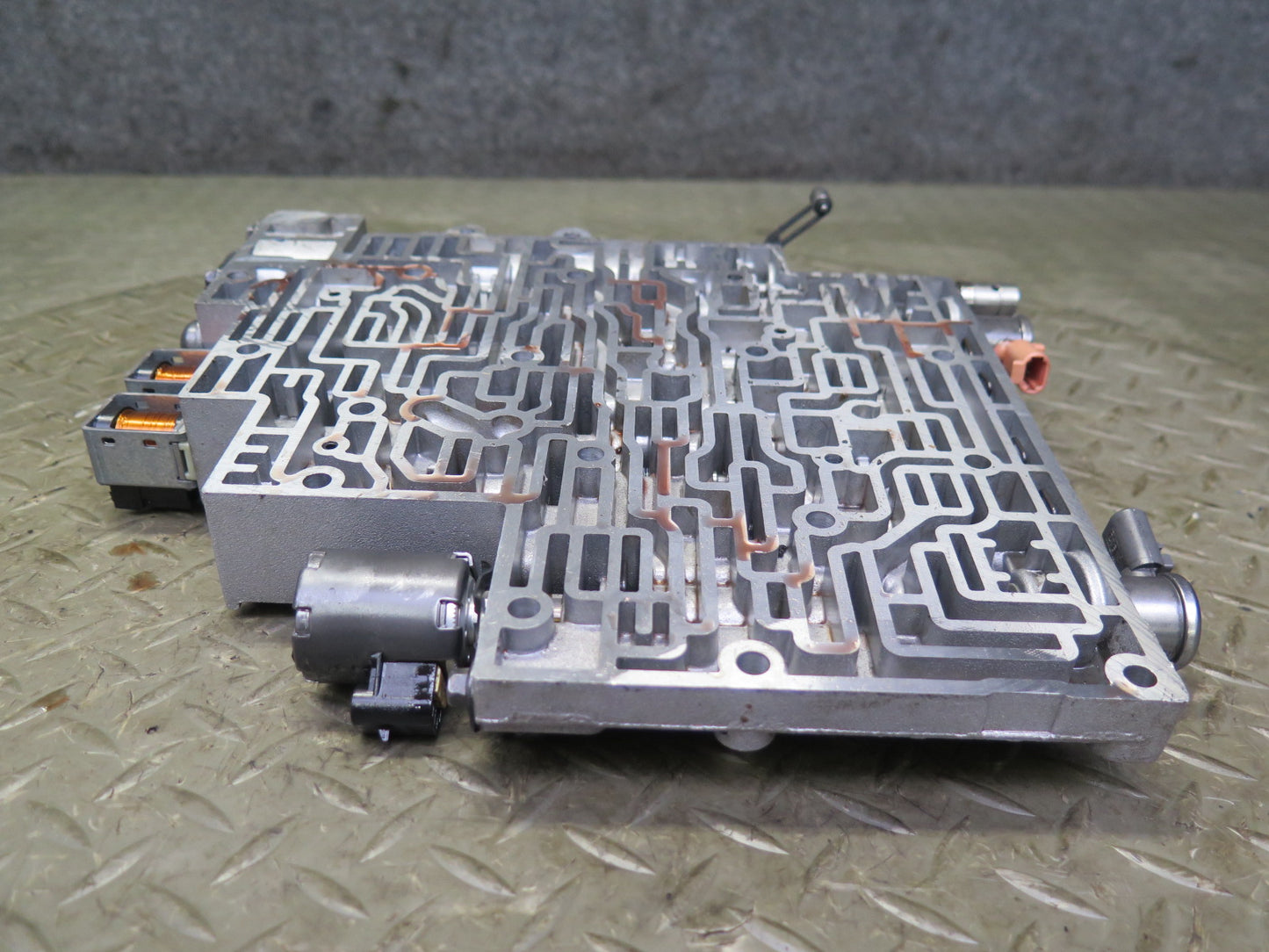 05-06 Chevrolet SSR 6.0L 4L65E Automatic Transmission Valve Body Mechatronic OEM