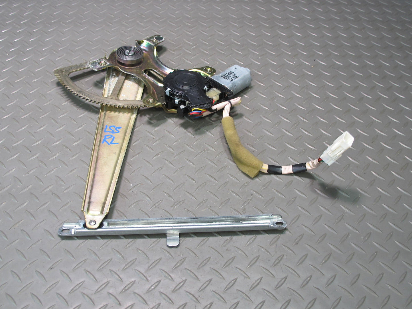 01-06 Lexus UCF30L LS430 Rear Left Door Window Regulator w Motor OEM