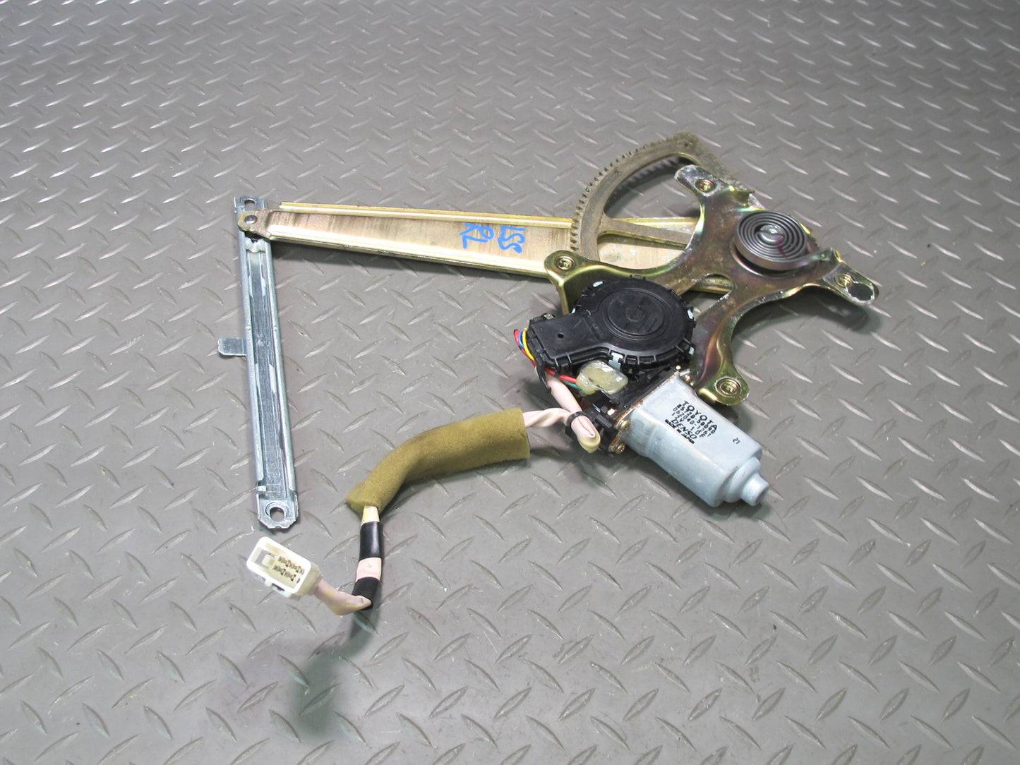 01-06 Lexus UCF30L LS430 Rear Left Door Window Regulator w Motor OEM