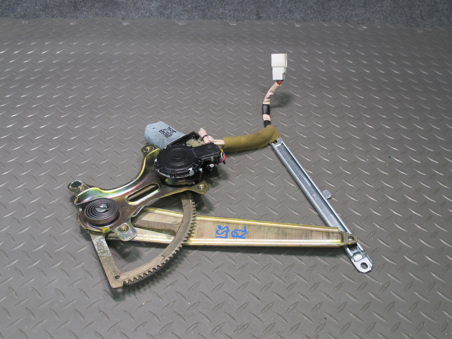 01-06 Lexus UCF30L LS430 Rear Left Door Window Regulator w Motor OEM