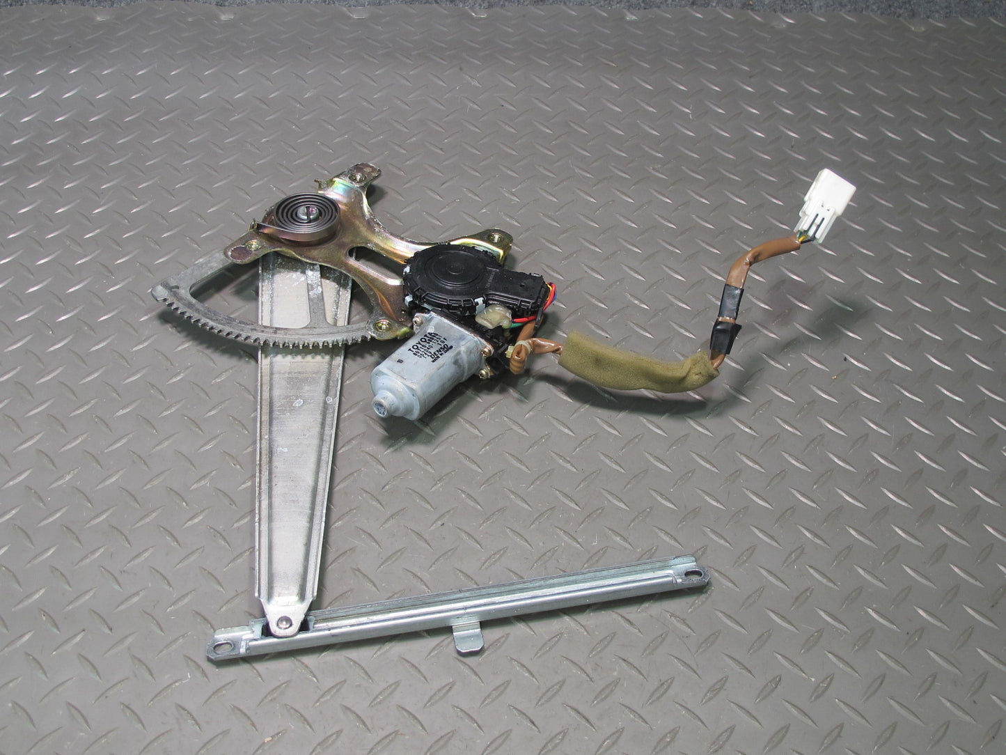 01-06 Lexus UCF30L LS430 Rear Right Door Window Regulator w Motor OEM