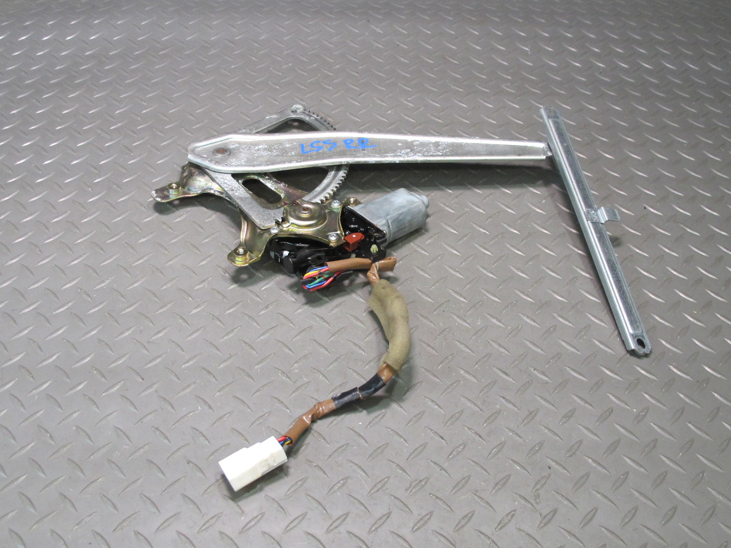 01-06 Lexus UCF30L LS430 Rear Right Door Window Regulator w Motor OEM