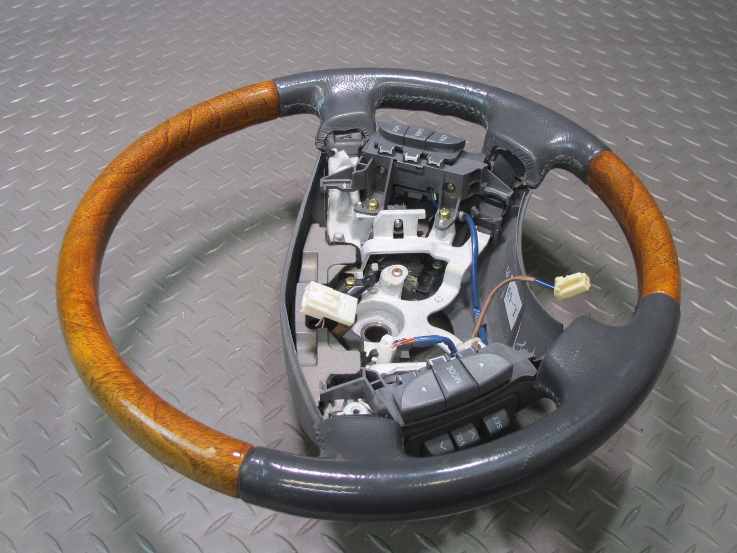 04-06 Lexus UCF30L LS430 Leather Wood Steering w Switches OEM