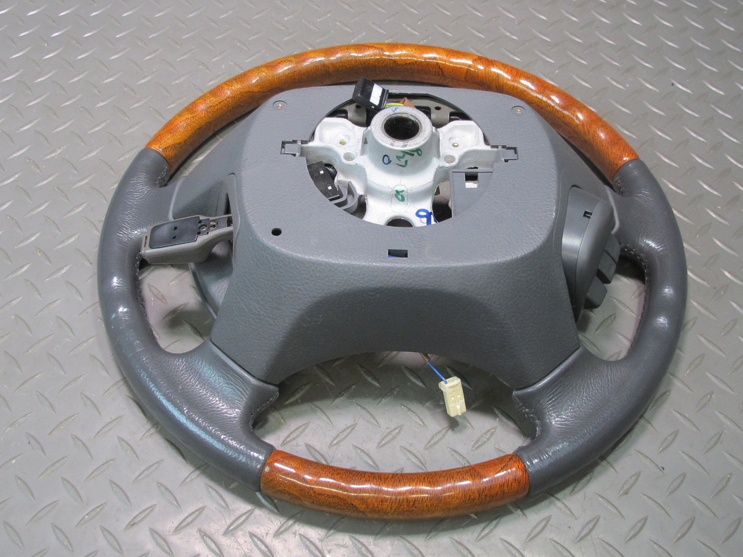 04-06 Lexus UCF30L LS430 Leather Wood Steering w Switches OEM