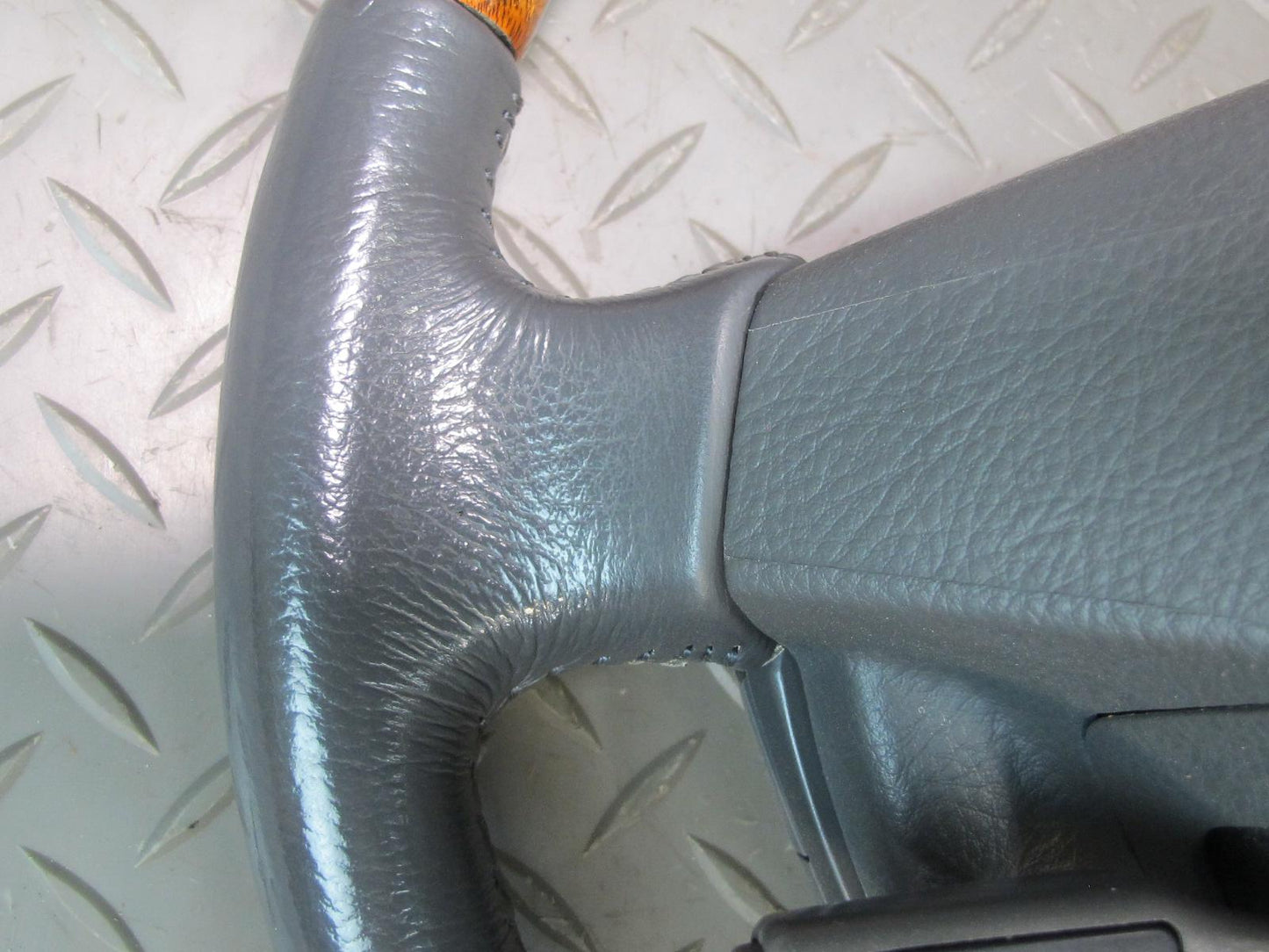 04-06 Lexus UCF30L LS430 Leather Wood Steering w Switches OEM