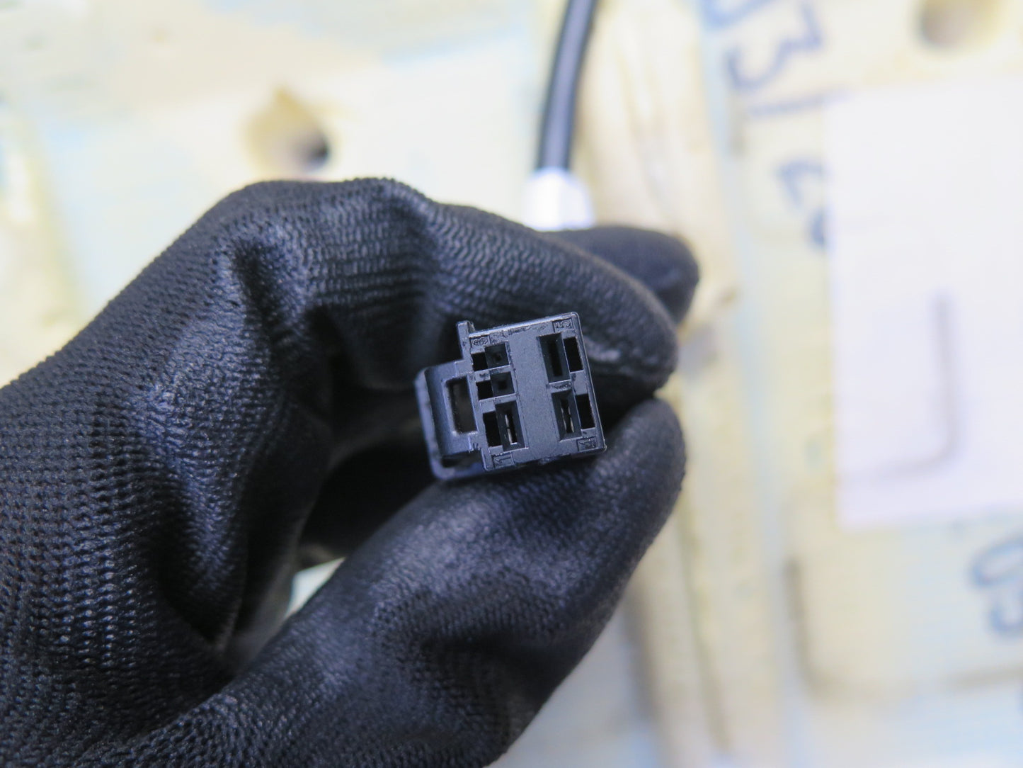 11-15 Mini Cooper R60 Countryman Front Right Seat Lower Cushion Black OEM