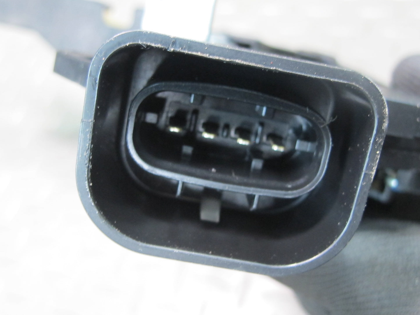 02-06 Lexus UCF30L LS430 Front Right Door Lock Latch Actuator NO Soft Close OEM
