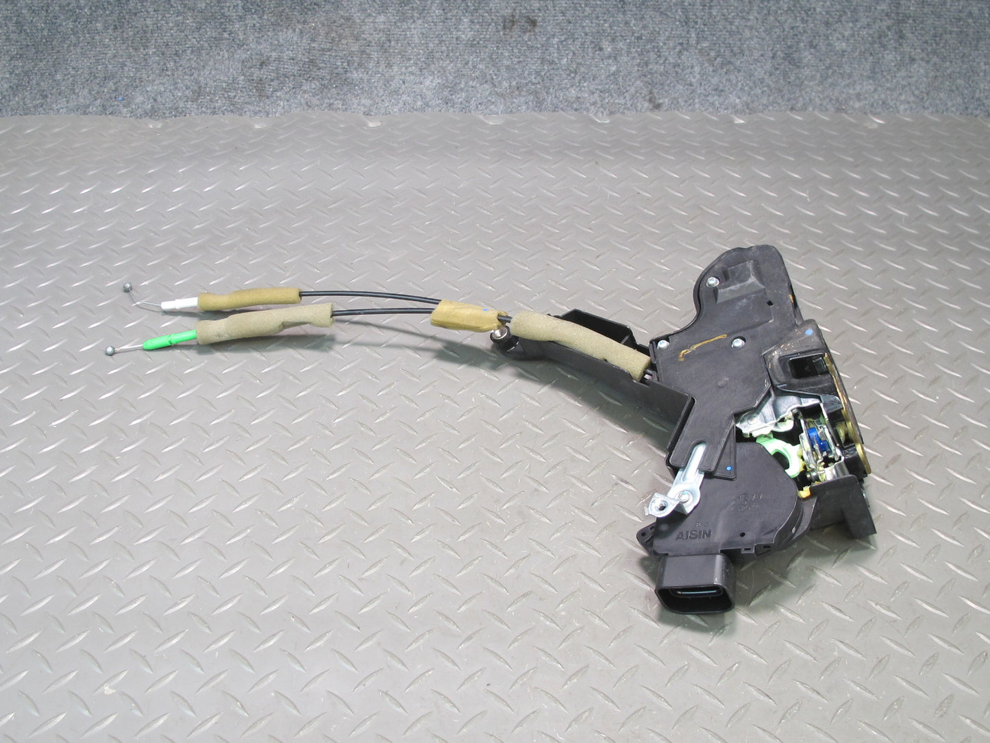 02-06 Lexus UCF30L LS430 Front Right Door Lock Latch Actuator NO Soft Close OEM