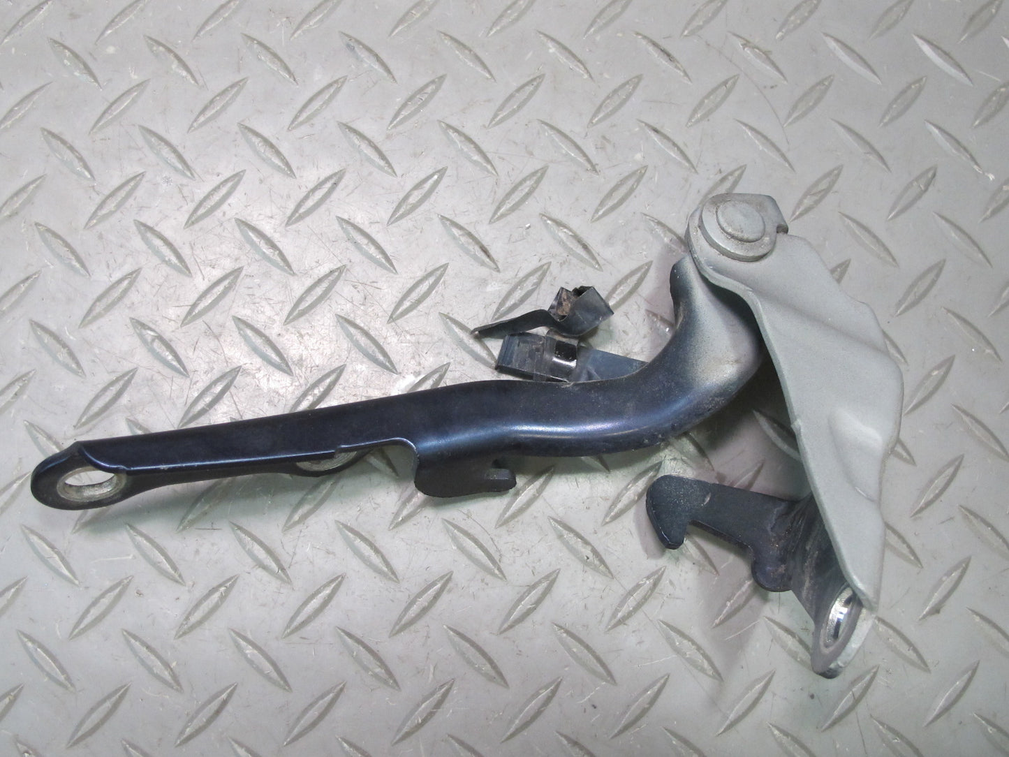 01-06 Lexus UCF30L LS430 Set of 2 Front Left & Right Hood Hinge Dark Blue OEM