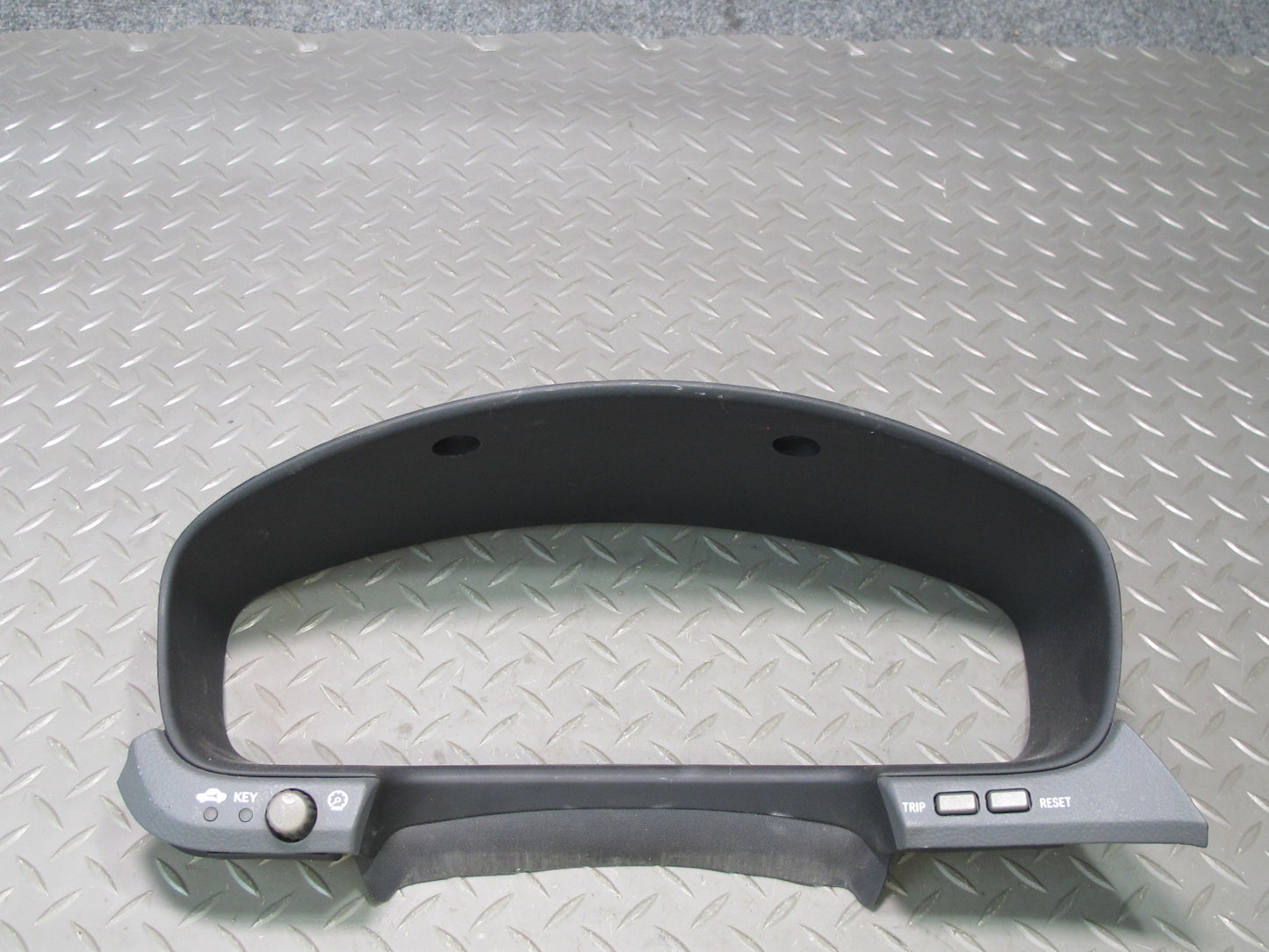 01-06 Lexus UCF30L LS430 Dash Instrument Cluster Speedometer Trim w Switches OEM