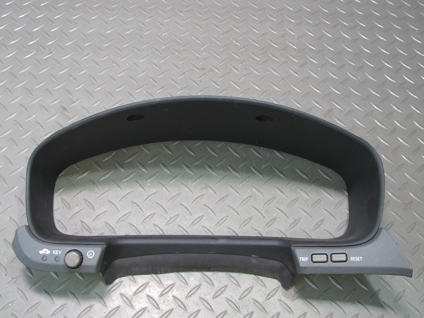 01-06 Lexus UCF30L LS430 Dash Instrument Cluster Speedometer Trim w Switches OEM