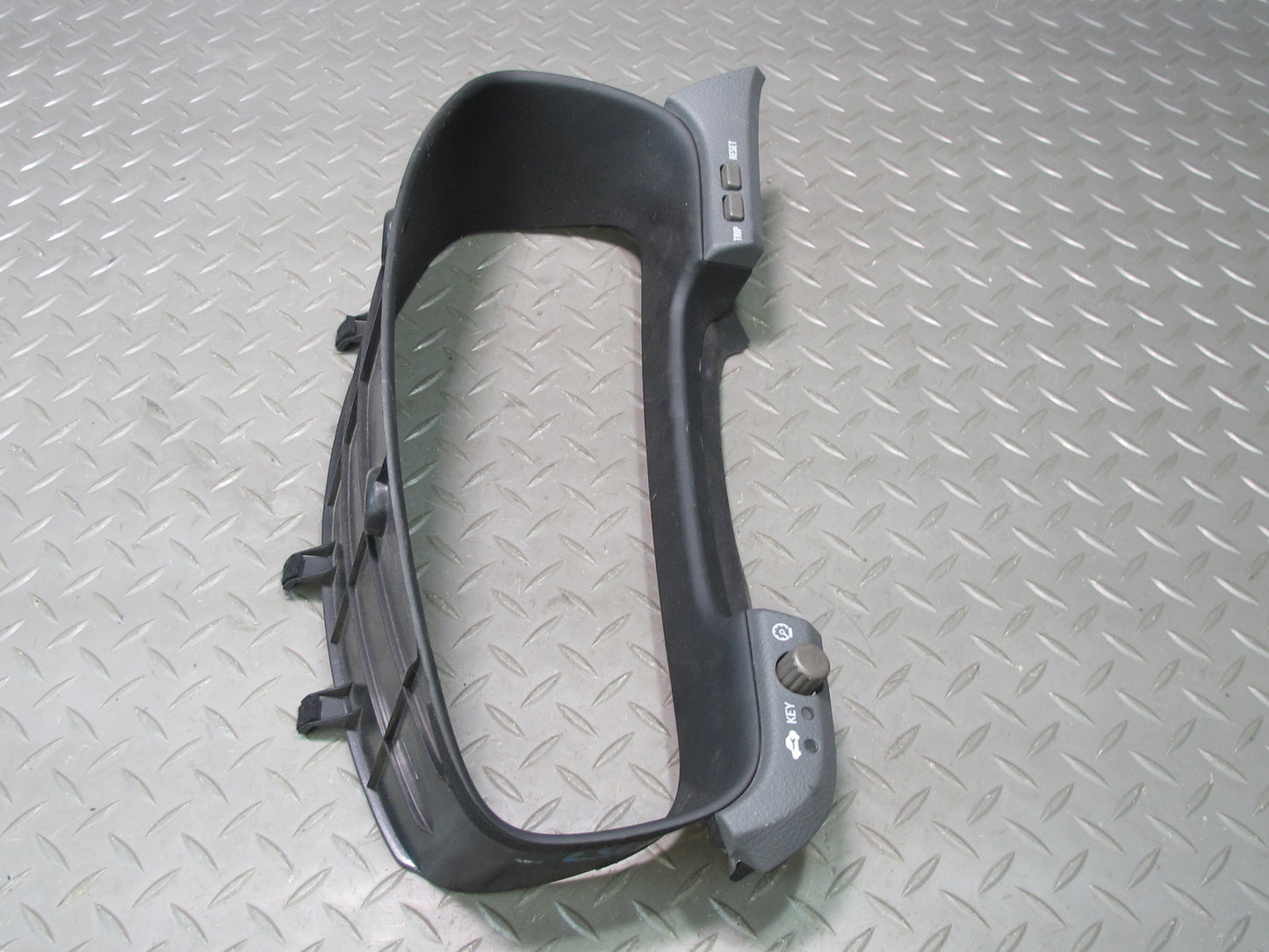 01-06 Lexus UCF30L LS430 Dash Instrument Cluster Speedometer Trim w Switches OEM