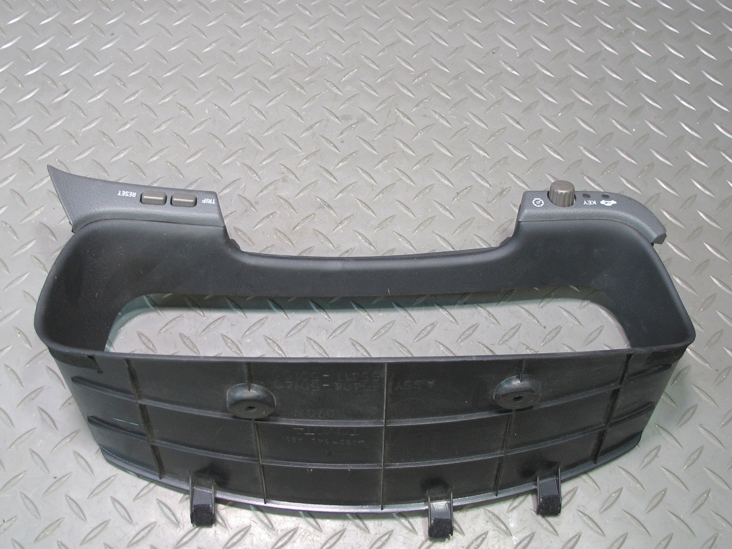 01-06 Lexus UCF30L LS430 Dash Instrument Cluster Speedometer Trim w Switches OEM
