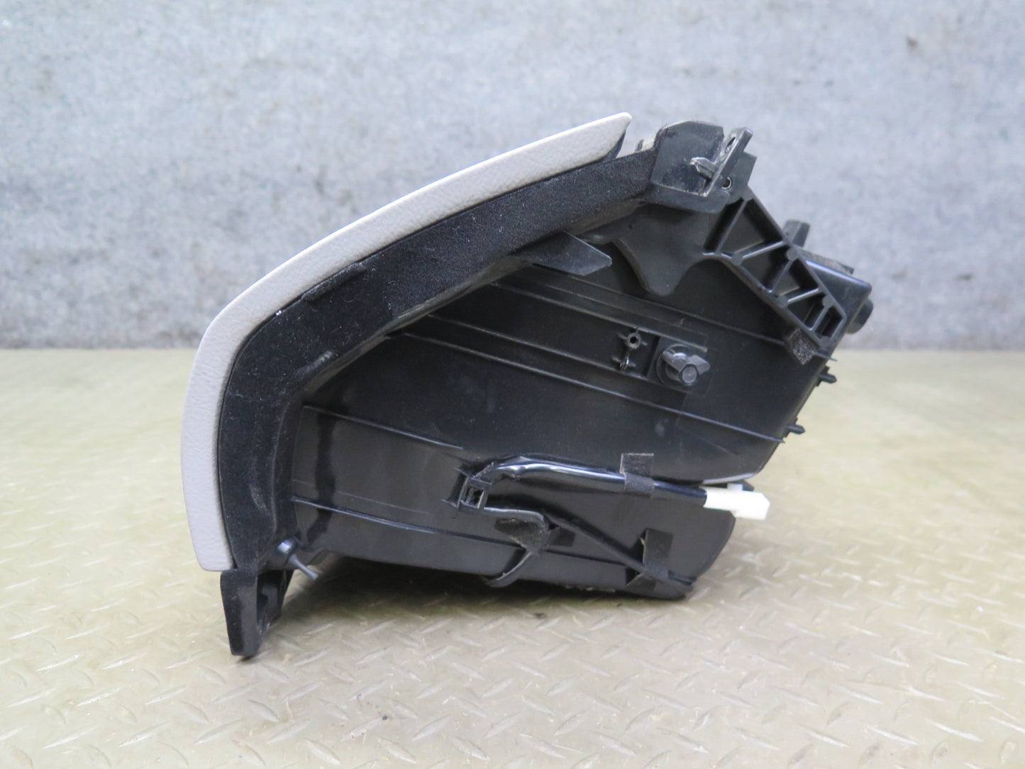 04-06 Lexus UCF30L LS430 Dash Upper Glove Box Compartment Storage Ash OEM