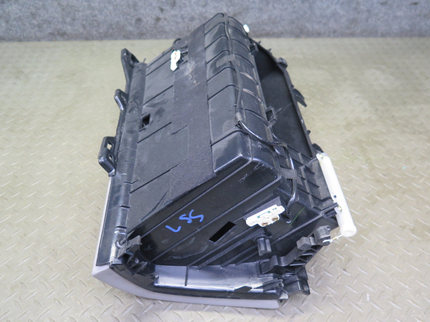 04-06 Lexus UCF30L LS430 Dash Upper Glove Box Compartment Storage Ash OEM