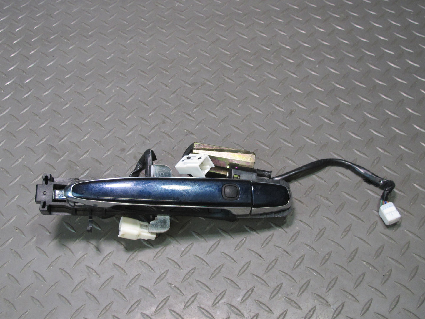 04-06 Lexus LS430 Rear Left & Right Door Exterior Handle Set w Keyless Blue OEM