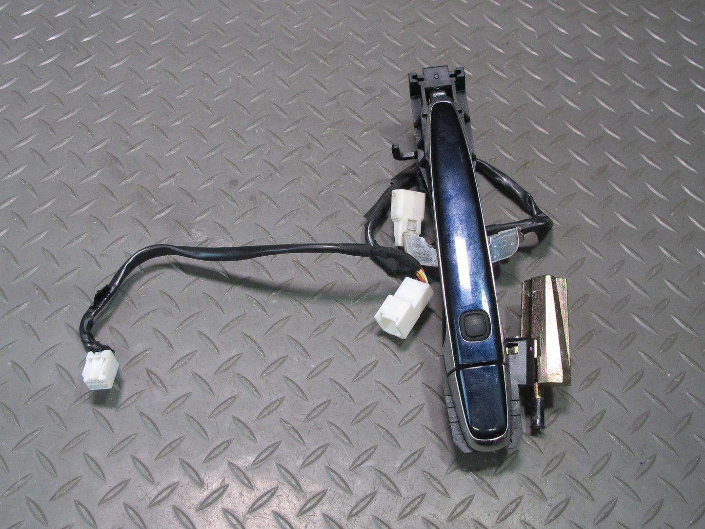 04-06 Lexus LS430 Rear Left & Right Door Exterior Handle Set w Keyless Blue OEM