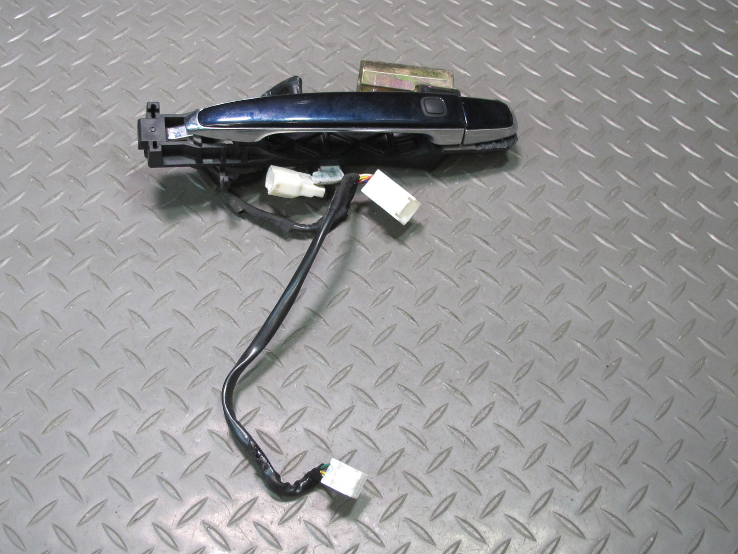 04-06 Lexus LS430 Rear Left & Right Door Exterior Handle Set w Keyless Blue OEM