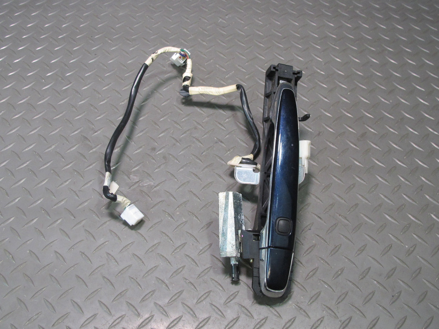 04-06 Lexus LS430 Rear Left & Right Door Exterior Handle Set w Keyless Blue OEM