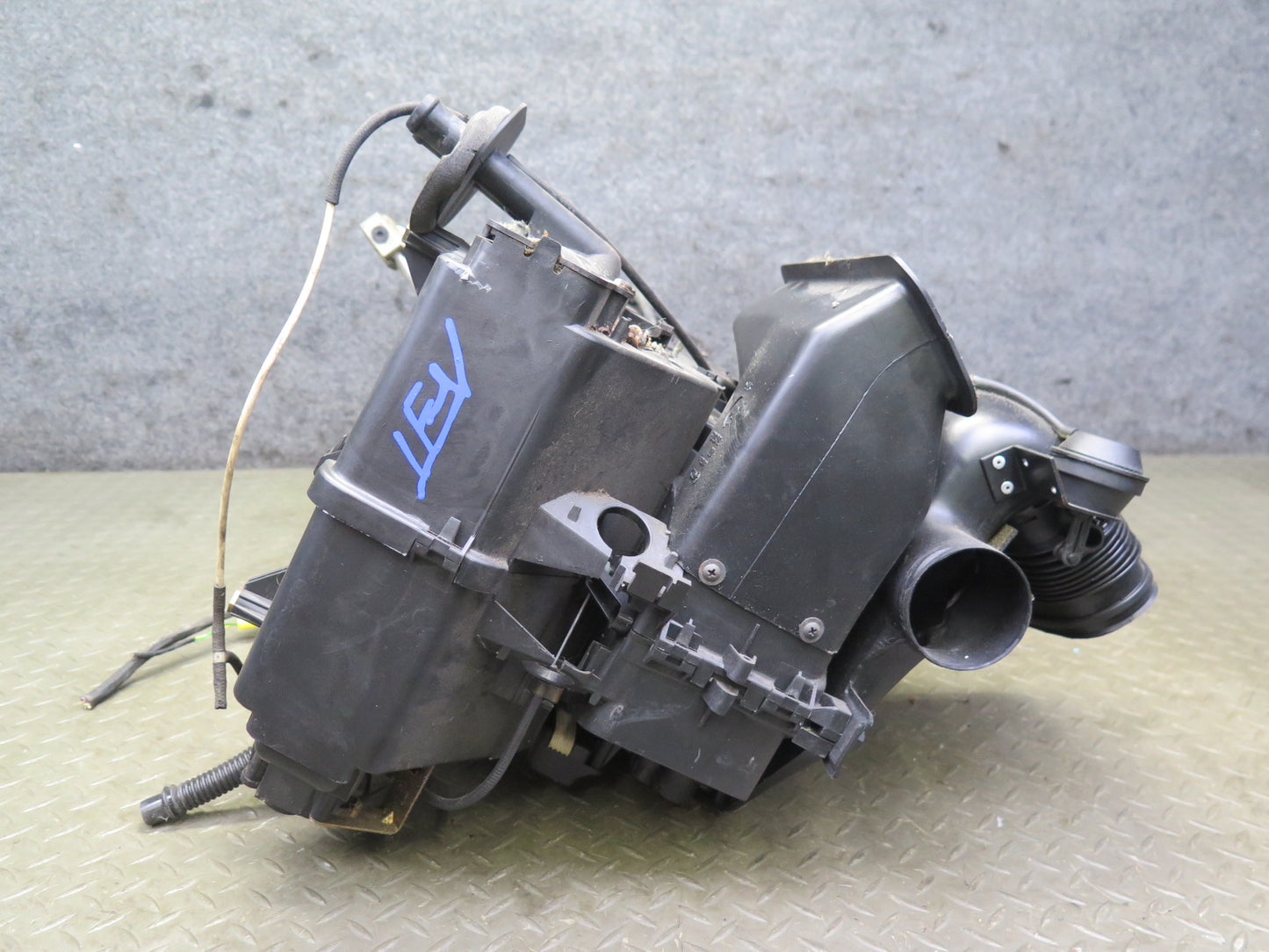 99-03 VW Eurovan T4 Hvac A/C Heater Core Blower Motor Climate Box 701820026 OEM