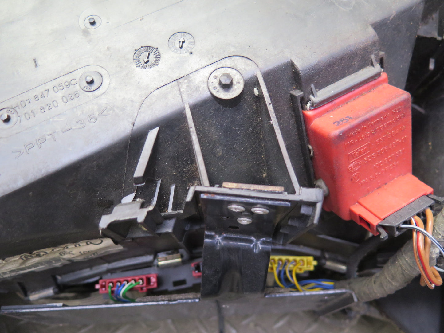 99-03 VW Eurovan T4 Hvac A/C Heater Core Blower Motor Climate Box 701820026 OEM