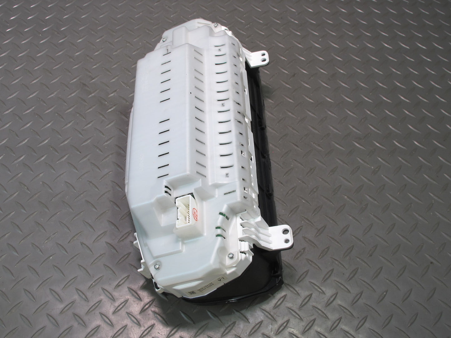 05-06 Lexus UCF30L LS430 Instrument Cluster Gauge Speedometer OEM