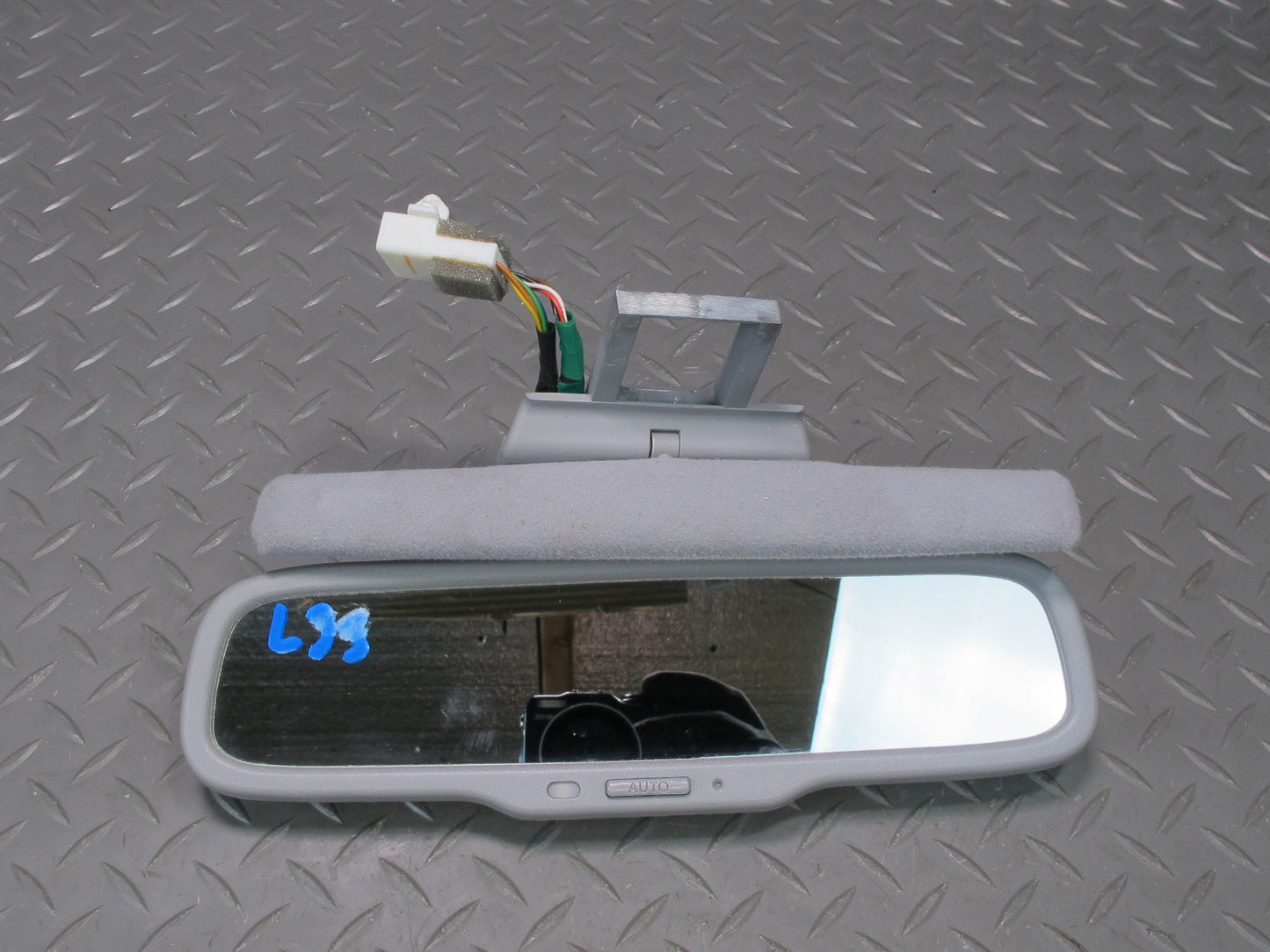 04-06 Lexus UCF30L LS430 Auto Dimming Interior Rear View Mirror w Sun Visor OEM
