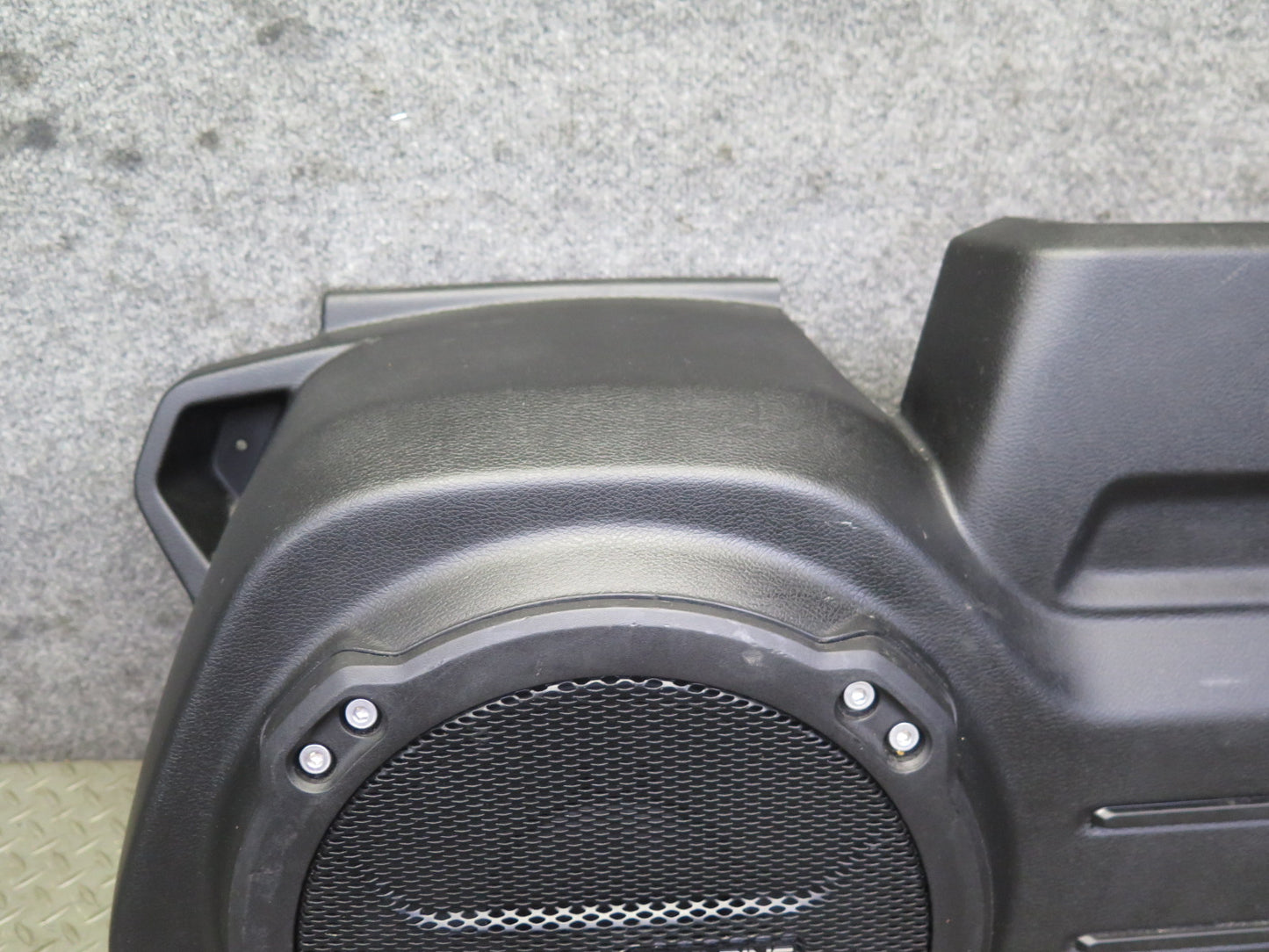 18-23 Jeep Wrangler JL Rear Door Trim Panel w Alpine Subwoofer 6LY67TX7AE OEM