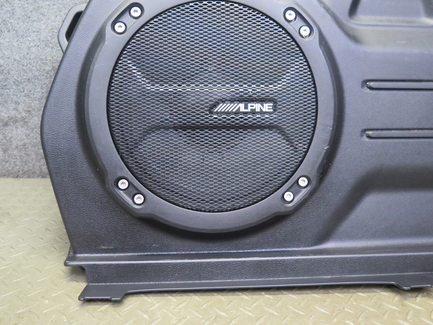 18-23 Jeep Wrangler JL Rear Door Trim Panel w Alpine Subwoofer 6LY67TX7AE OEM