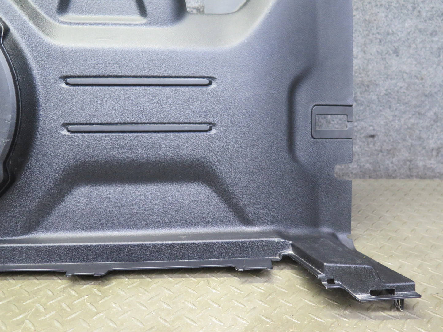 18-23 Jeep Wrangler JL Rear Door Trim Panel w Alpine Subwoofer 6LY67TX7AE OEM