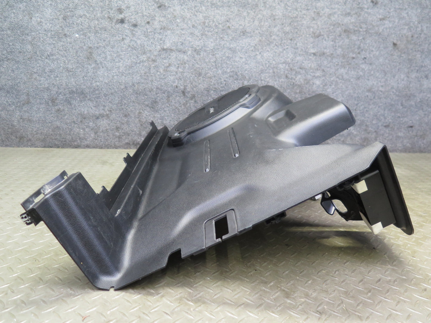 18-23 Jeep Wrangler JL Rear Door Trim Panel w Alpine Subwoofer 6LY67TX7AE OEM