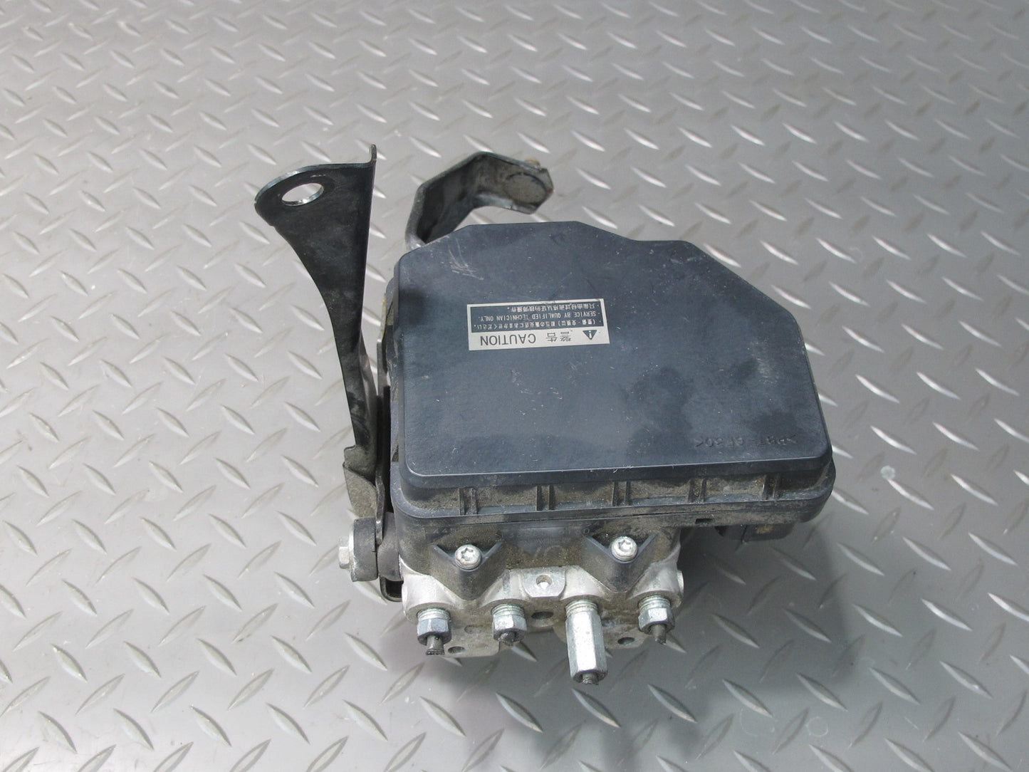 2010 Lexus GSE20L IS250 RWD Convertible Anti Lock Brake ABS Pump Module Unit OEM