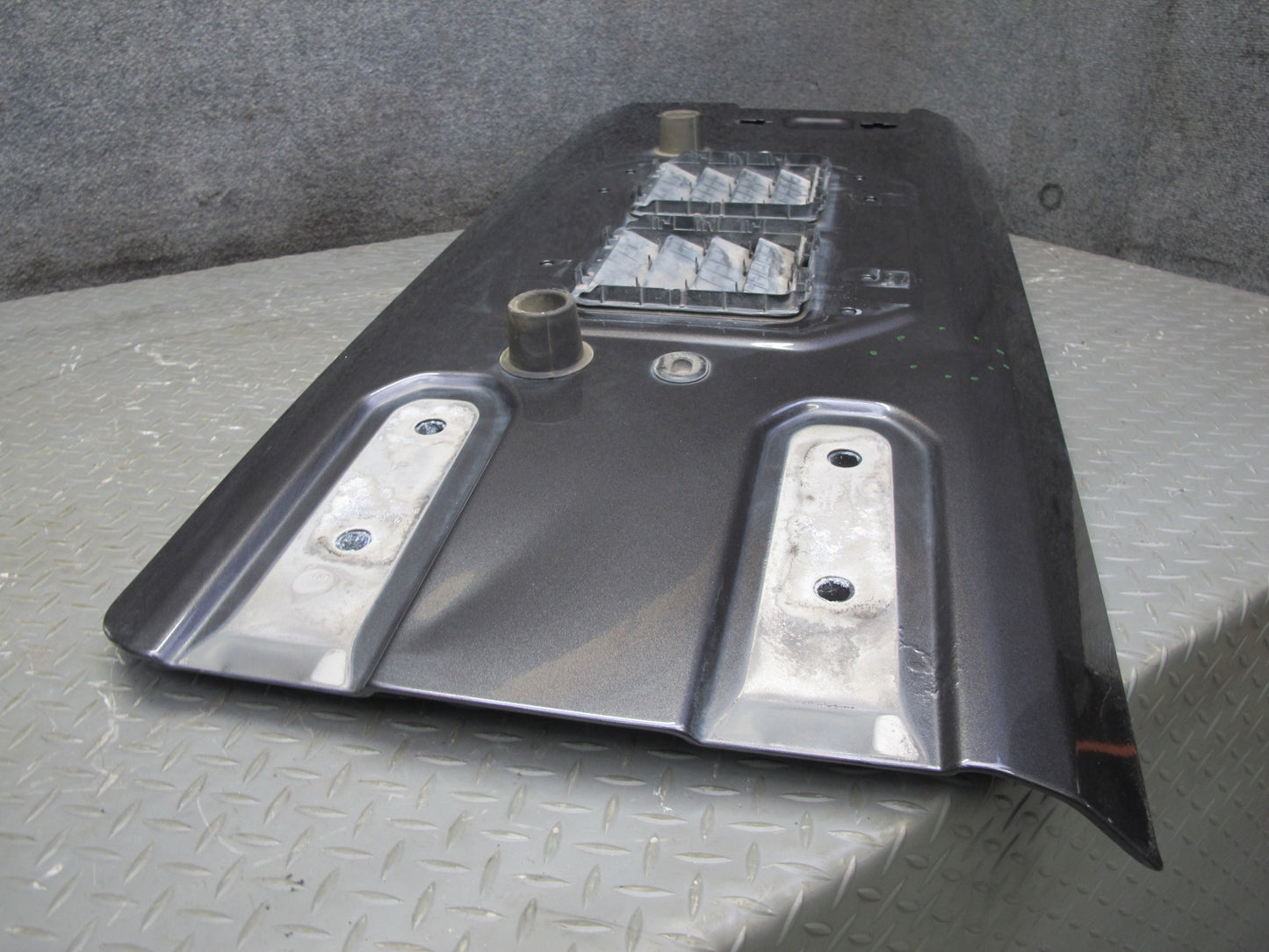 18-23 Jeep Wrangler JL Rear Trunk Lower Deck Lid Gate Panel Granite Metallic OEM