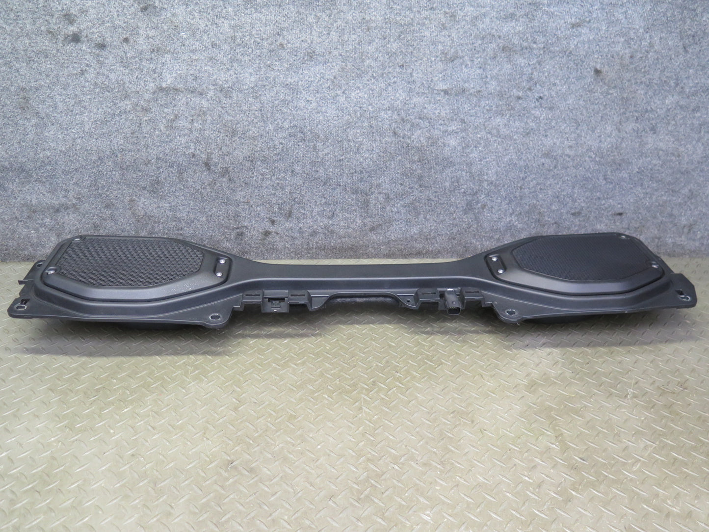 18-23 Jeep Wrangler JL Overhead Speaker Enclosure Alpine Sound Bar 6AH08TX7AD