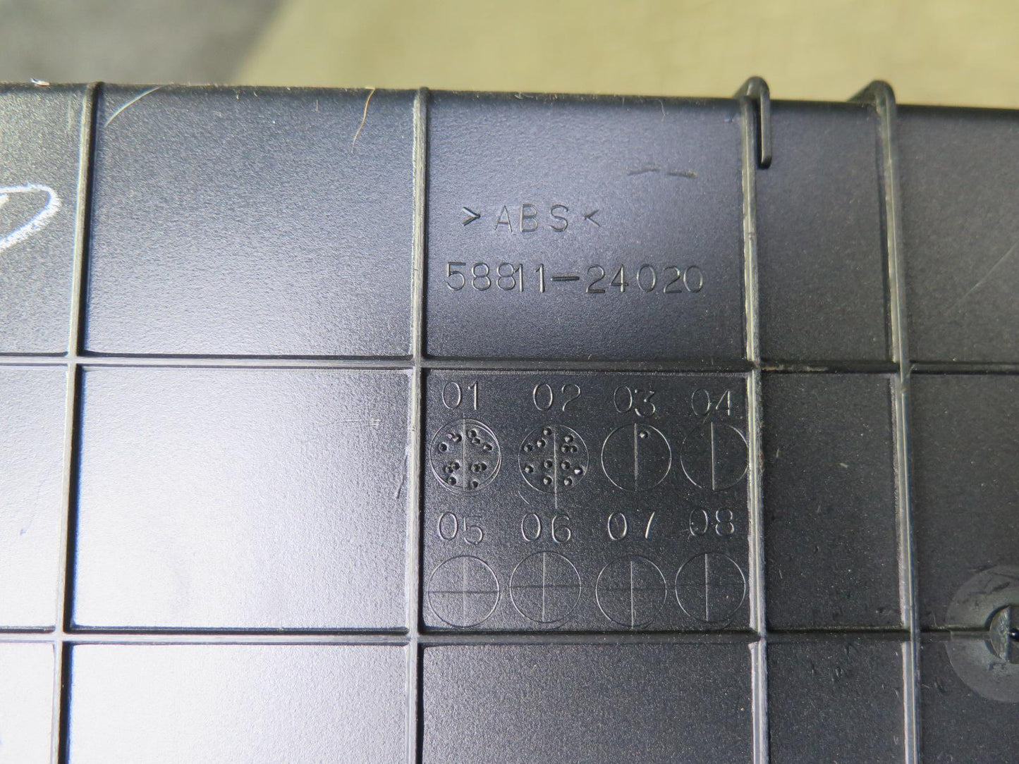 02-04 Lexus SC430 Front Center Console Trim Cover Panel w Compartment Saddle OEM