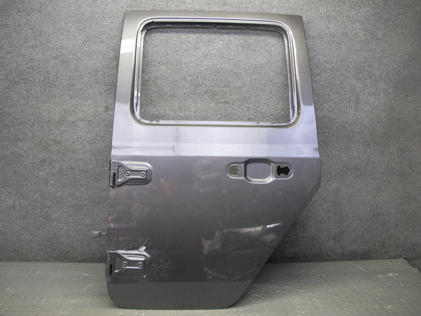 18-26 Jeep Wrangler JL 4-DOOR Rear Left Door Shell Panel Granite Metallic OEM