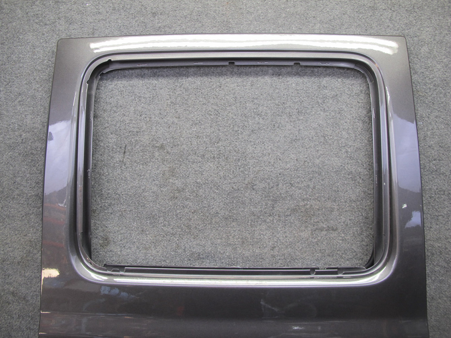 18-26 Jeep Wrangler JL 4-DOOR Rear Left Door Shell Panel Granite Metallic OEM