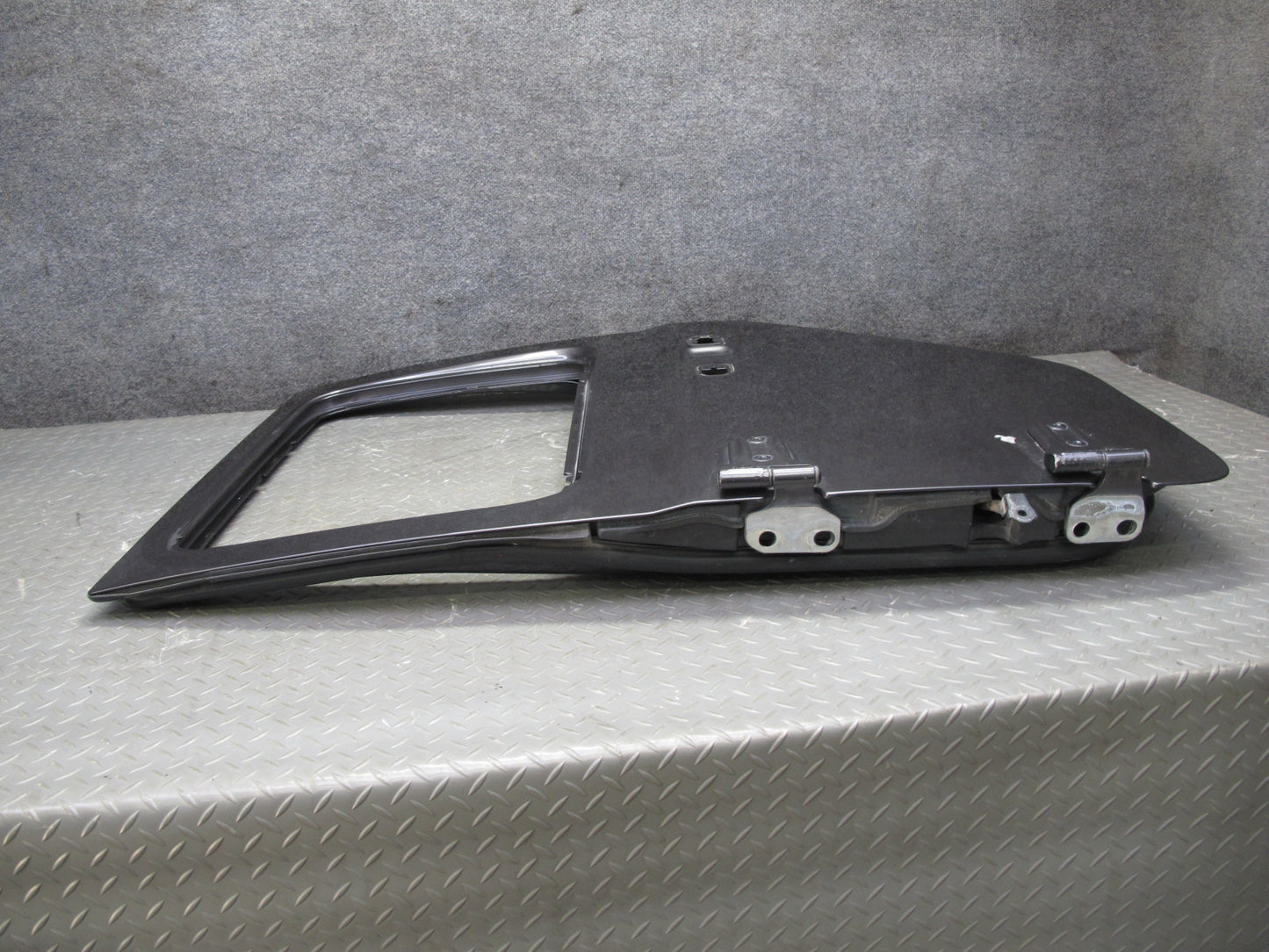 18-26 Jeep Wrangler JL 4-DOOR Rear Left Door Shell Panel Granite Metallic OEM